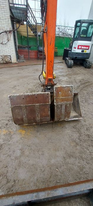 Продам ескаватор JCB 8035