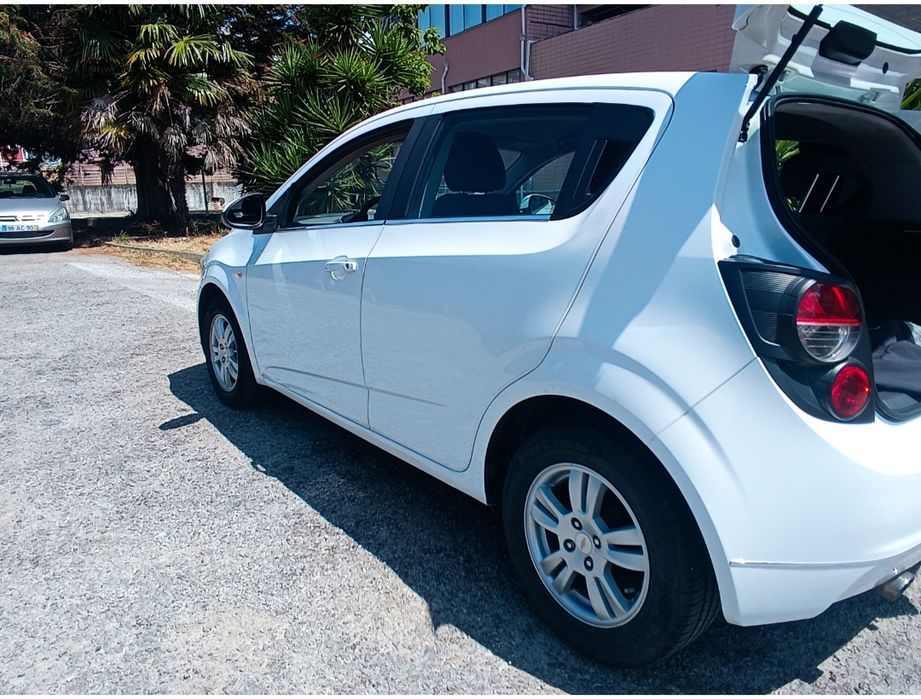 Chevrolet aveo 1.2 GPL gasolina 2013