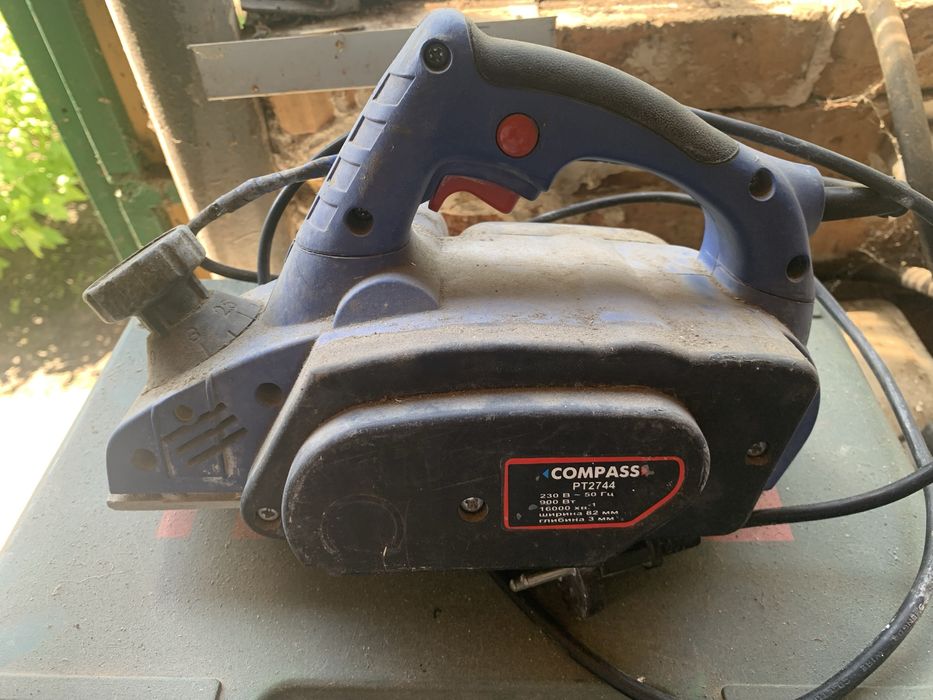 Электроинструменты на запчасти