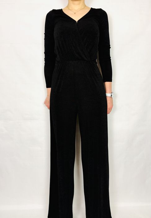 Czarny aksamitny kombinezon kopertowy XS 34