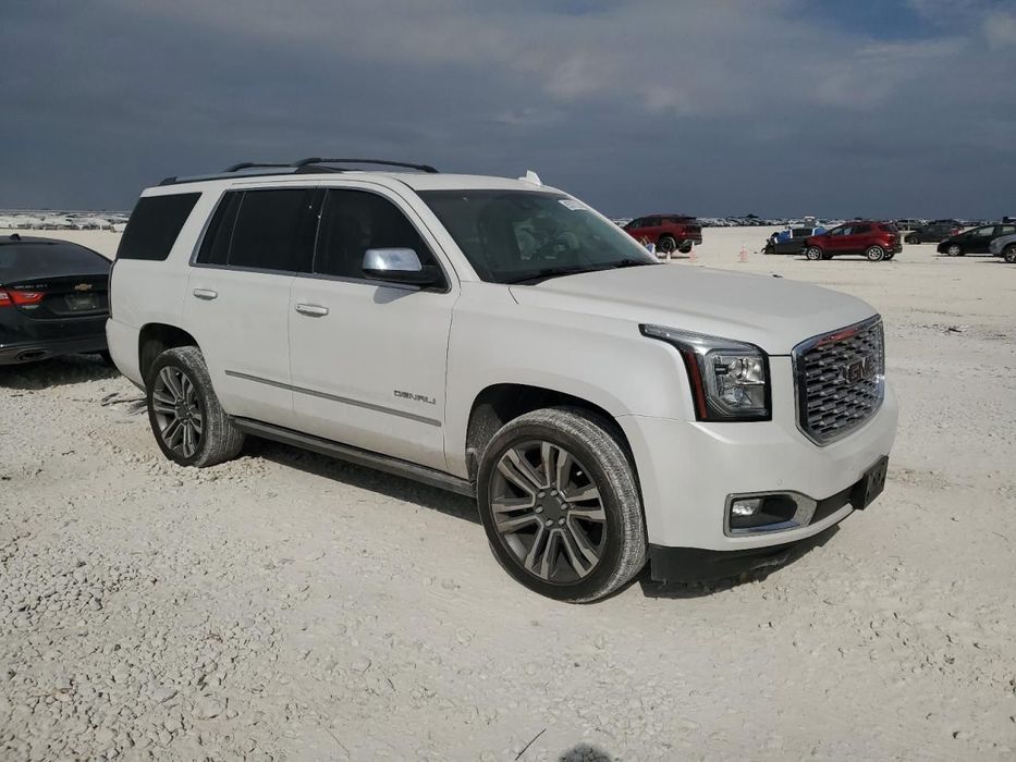 GMC Yukon / 4x4 / 6.2 420KM / bogate wyposażenie /