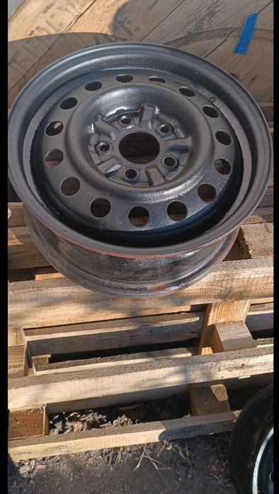 Продам диски 5 114.3 r 15