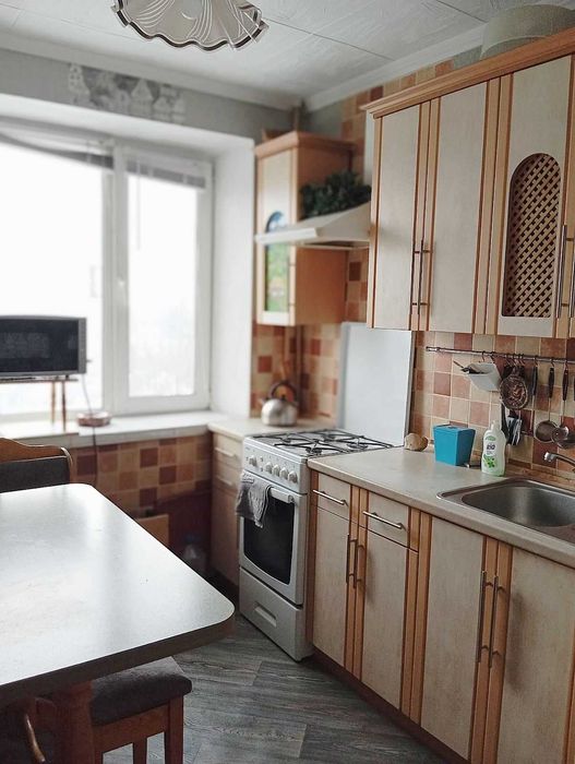 Оренда 2-кімнатної квартири на Крошні – заходь та живи !