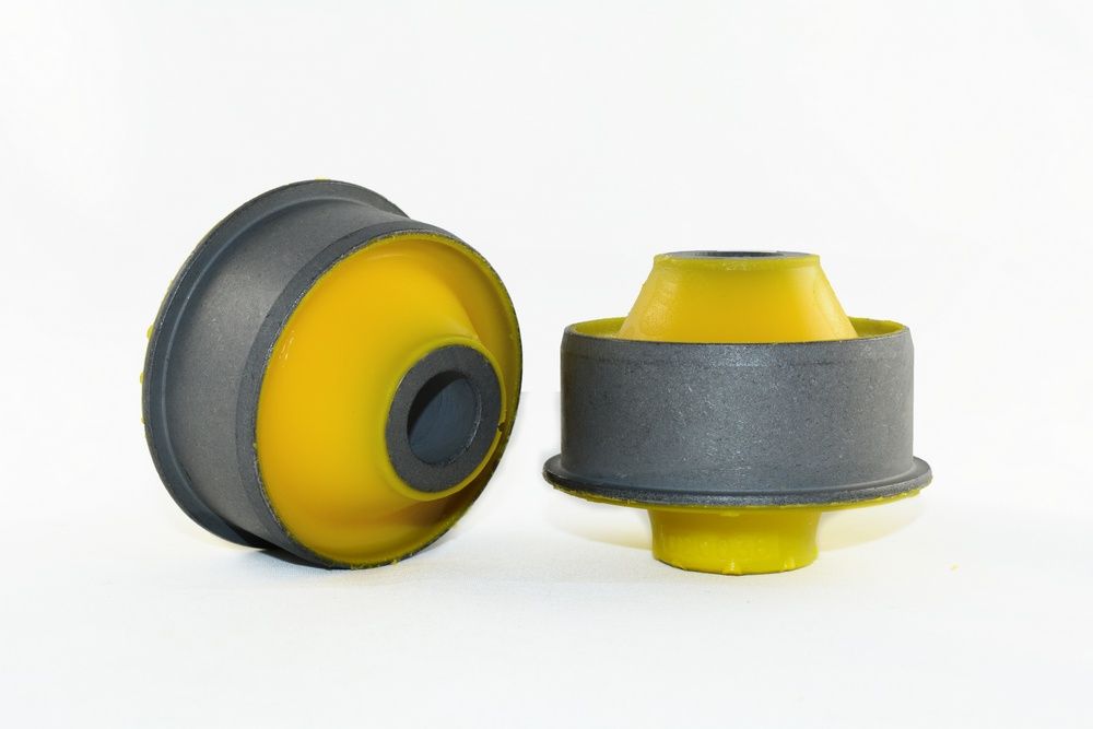 Сайлентблоки,стійки, Рено Трафік,Опель Віваро,Трафик, Виваро,Primastar