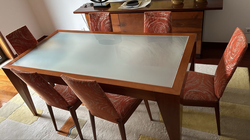 Conjunto de 6 Cadeiras de Sala + Mesa