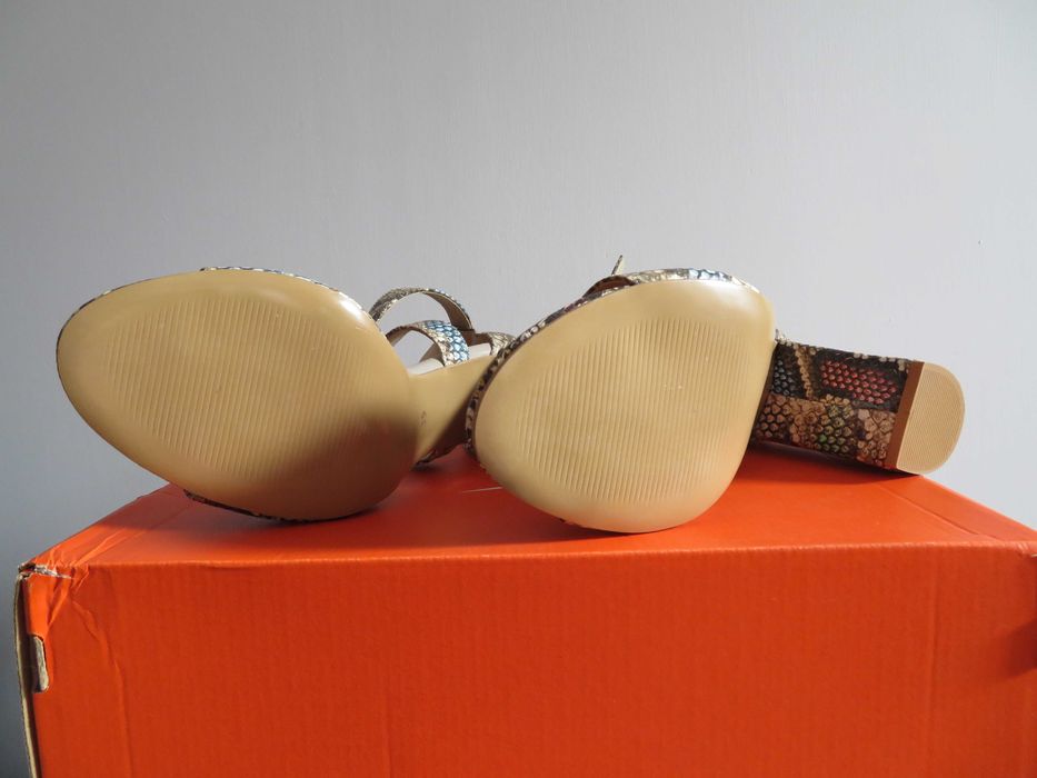 NOWE Buty damskie firmy Calzado Queen rozm. 39