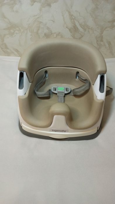 Стільчик для годування ingenuity