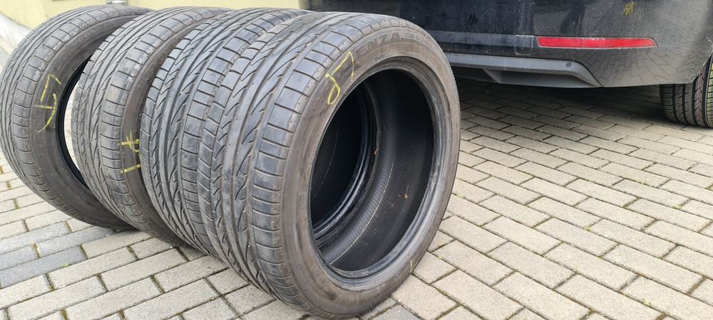 Opony komplet dobry stan 235.45.17