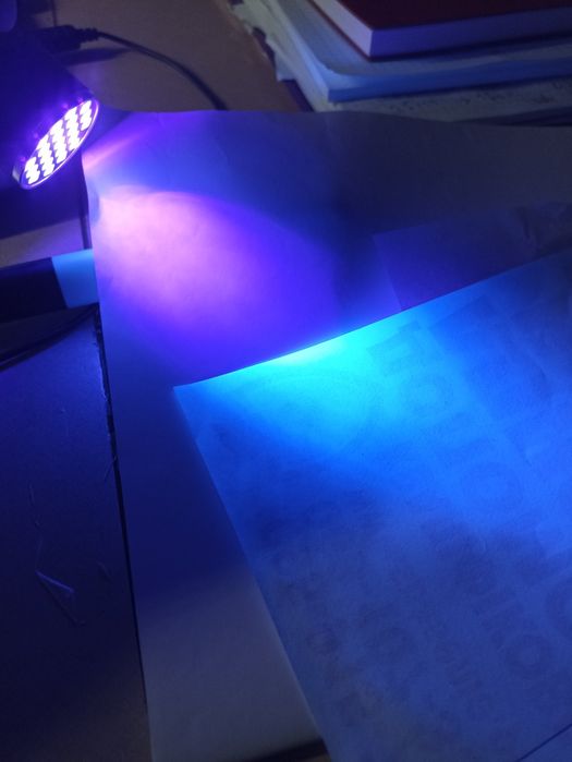 Не светящаяся в УФ ультрафиолете бумага с цветными волокнами 40-200g/m