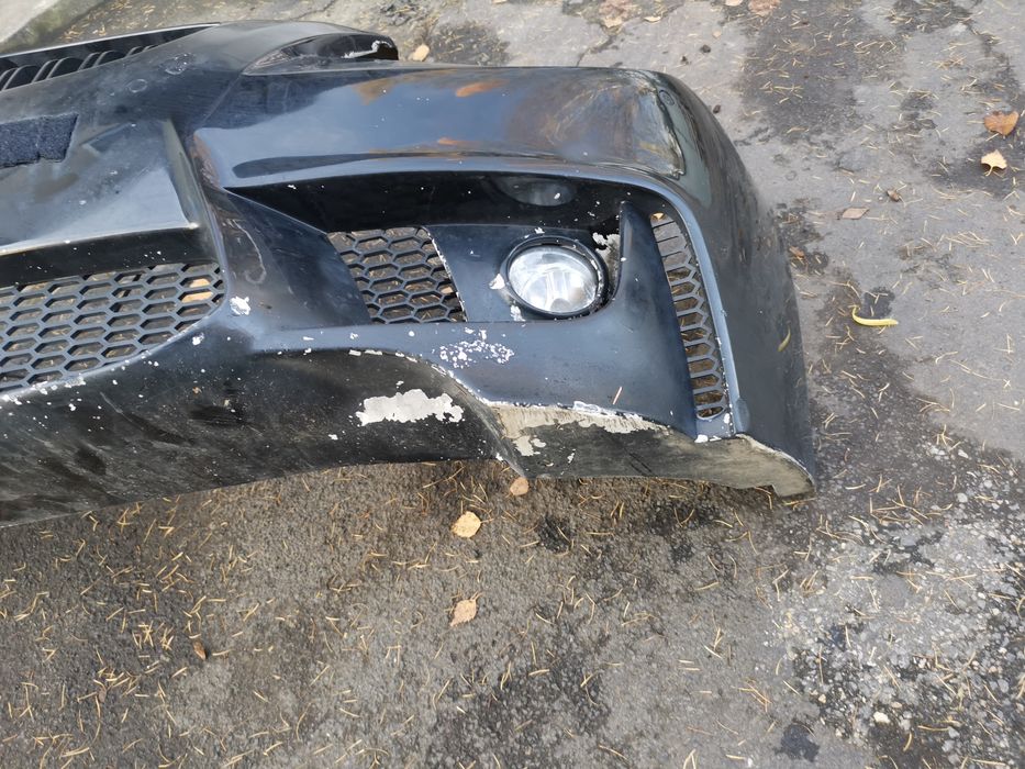 BMW E60 E61 zderzak przód m5 look laminat pdc