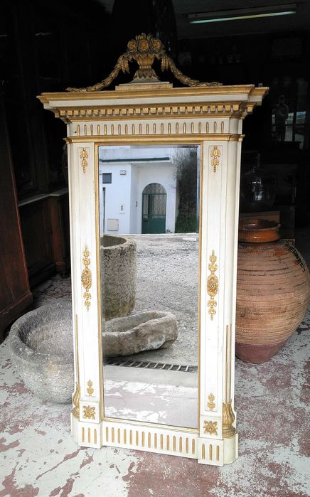 Antigo tremó D. Maria séc. XVIII/XIX