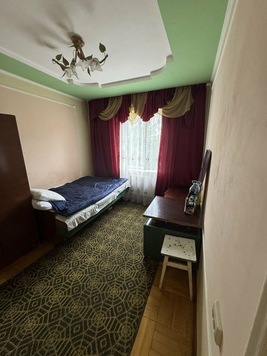 Окрема кімната в квартирі,  без господарів. Бам, вулиця Морозенка