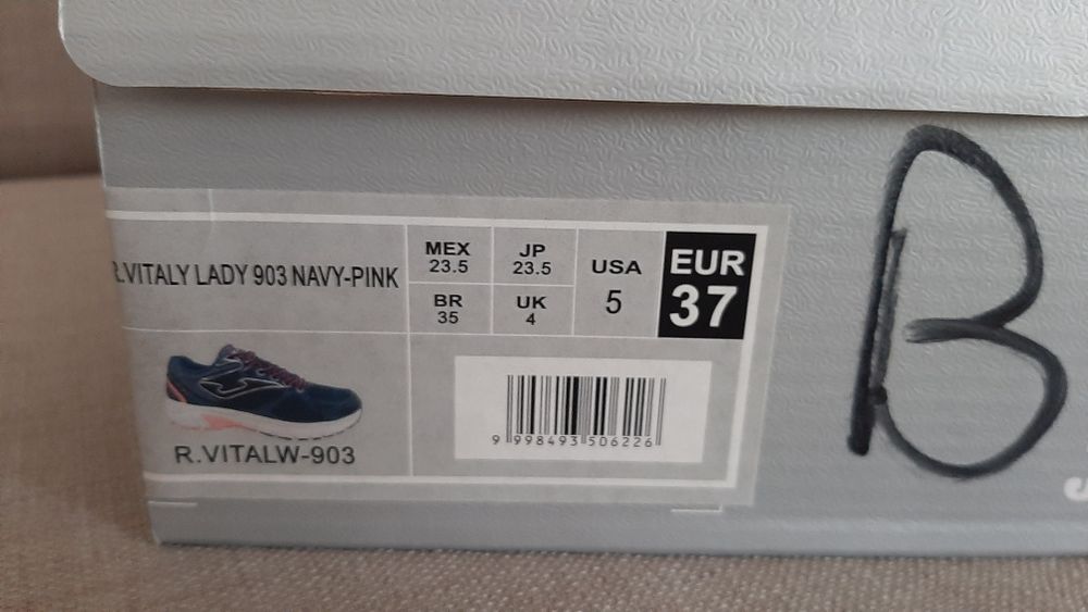 Кросівки Joma р.37