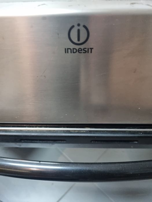 Forno de encastrar 60 Indesit