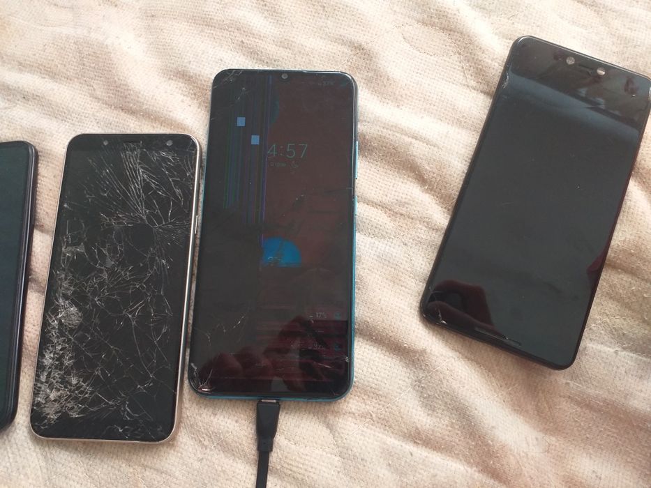 Pixel 3xl samsung j600fn realme c25y xiaomi mi play
