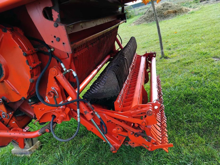 Przyczepa Samozbierająca Pottinger jumbo 7200