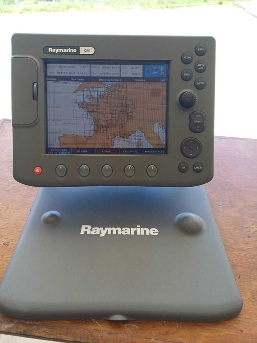 GPS Raymarine Com antena e Carta Navionics