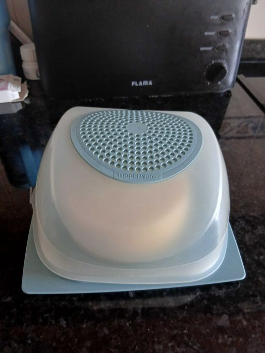 Queijeira azul claro Tupperware439784290491443201