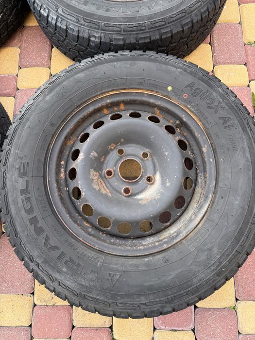 Opony Triangle AgileX AT 215/75R15 FELGI GRATIS