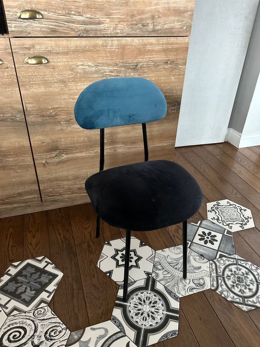 Sprzedam 6 krzeseł Plum