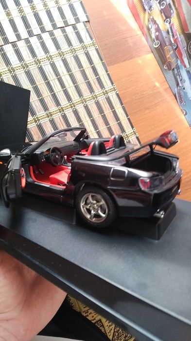 1/18 AUTOart Honda S2000. RARE US Version LHD Black