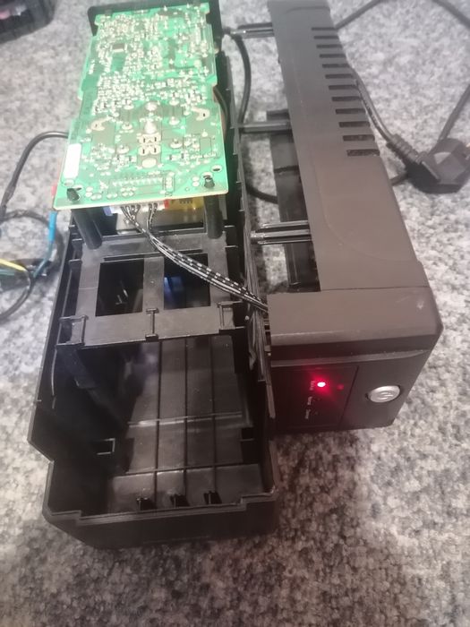 Джерело безперебійного живлення LogicPower LPM-700VA-P.