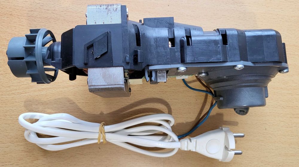 Silnik Bosch ProfiMixx 44 (MUM4) – 500W | cztery prędkości, reduktor