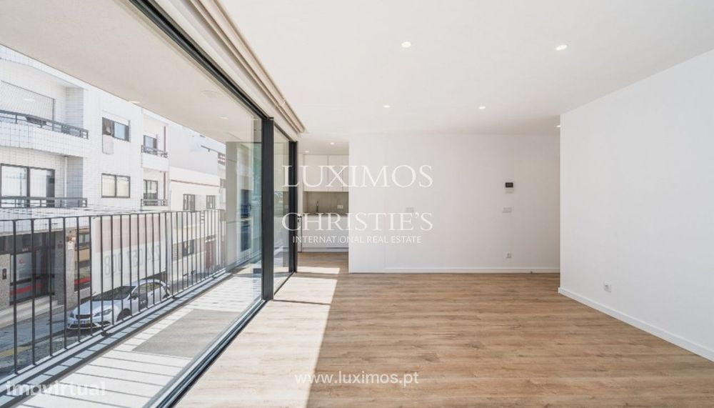 Apartamento T1 novo com varanda para venda em Cedofeita no Porto