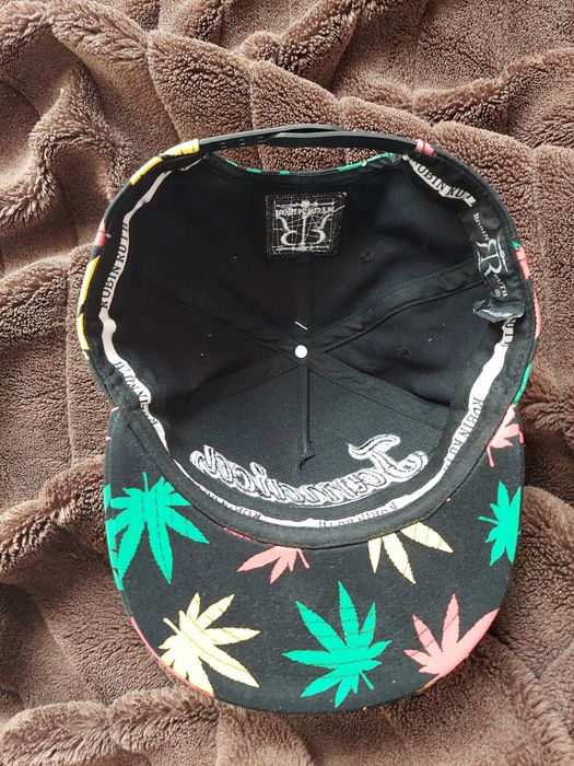 Бейсболка фірми Jagermeister Jamaica оригінал 

Розмір універсальний б