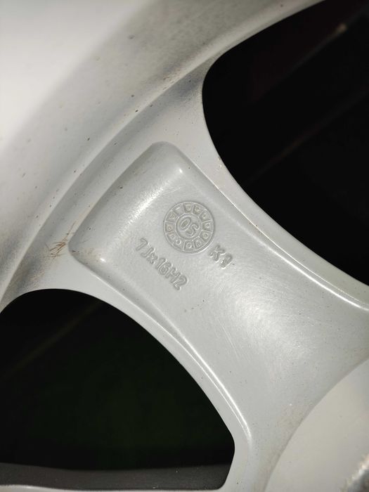 Диски R16 SM (Германия) + зимние шины Bridgestone Blizzak 205/60 R16