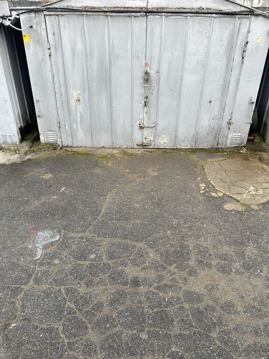 Сдам гараж по улице Сверстюка