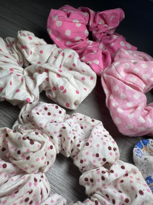 7 elásticos/xuxus cabelo 1€ todos