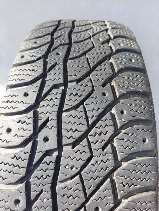 Шини Зима 215/60 R 17