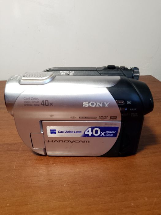Sony carl zeiss vario-tessar optical x40