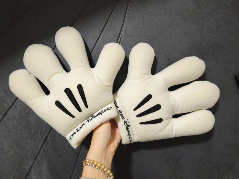 Перчатки Микки Маус