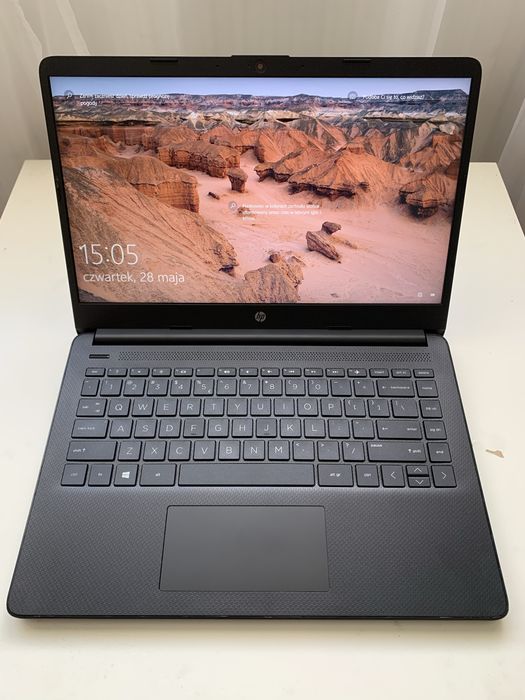 Laptop HP 14s 8GB SSD Bateria 6h Jak nowy!!