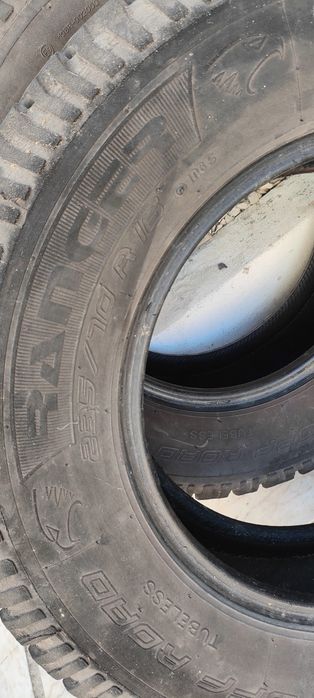 Pneus All Terrain 235/70 R16 Insaturbo Ranger