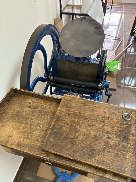 Máquina de letterpress recuperada