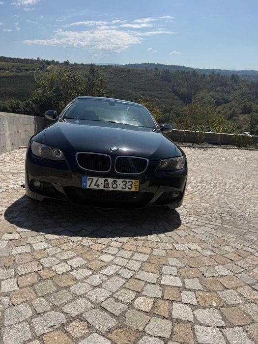 BMW 320d Coupe--