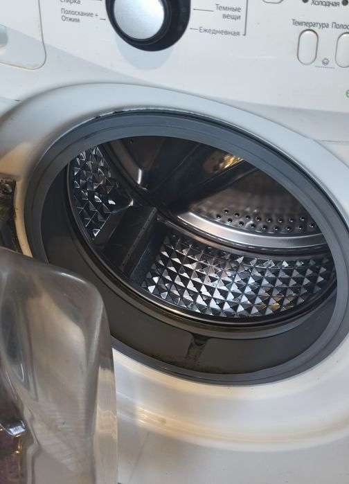 Стиральная машина samsung
WF1602W5K