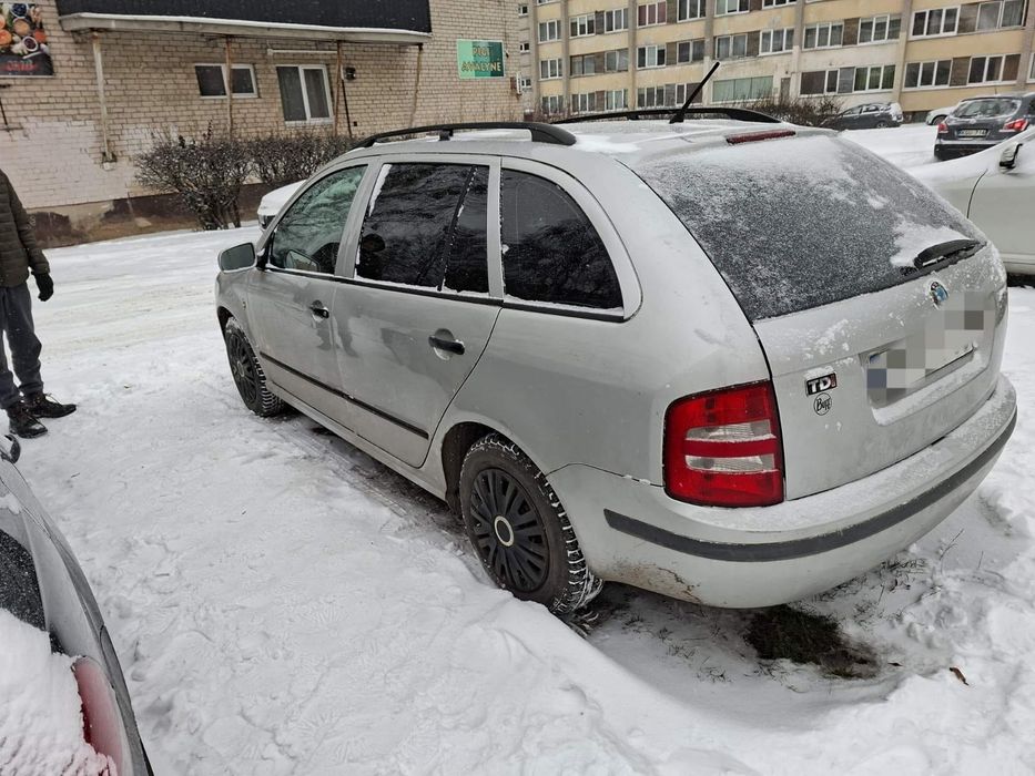 Skoda Fabia 1.9 дизель механіка