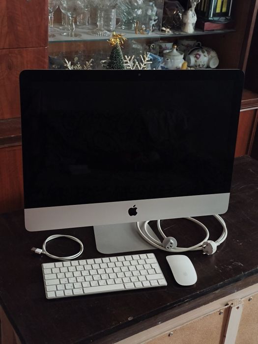 iMac 21.5” Retina 4K 1TB Fusion
Intel i5 / 8GB / 1TB Fusion / Radeon P