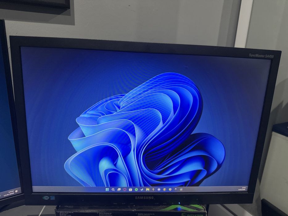 Monitor Samsung 24”