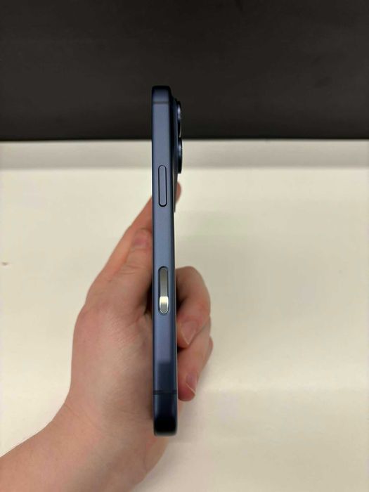 iPhone 17 Pro 256GB Deep blue | Raty 0% | Bateria 100%