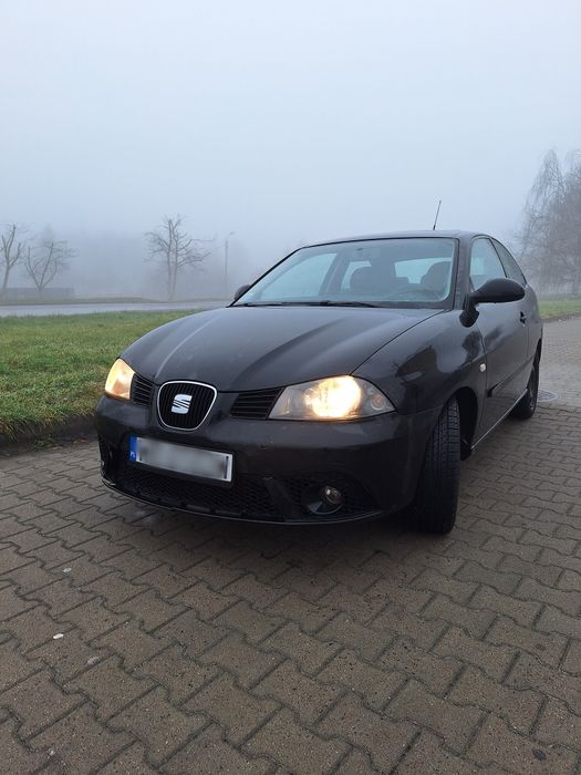 Sprzedam Seat  Ibiza polift najlepszy SILNIK TEJ GENERACJI