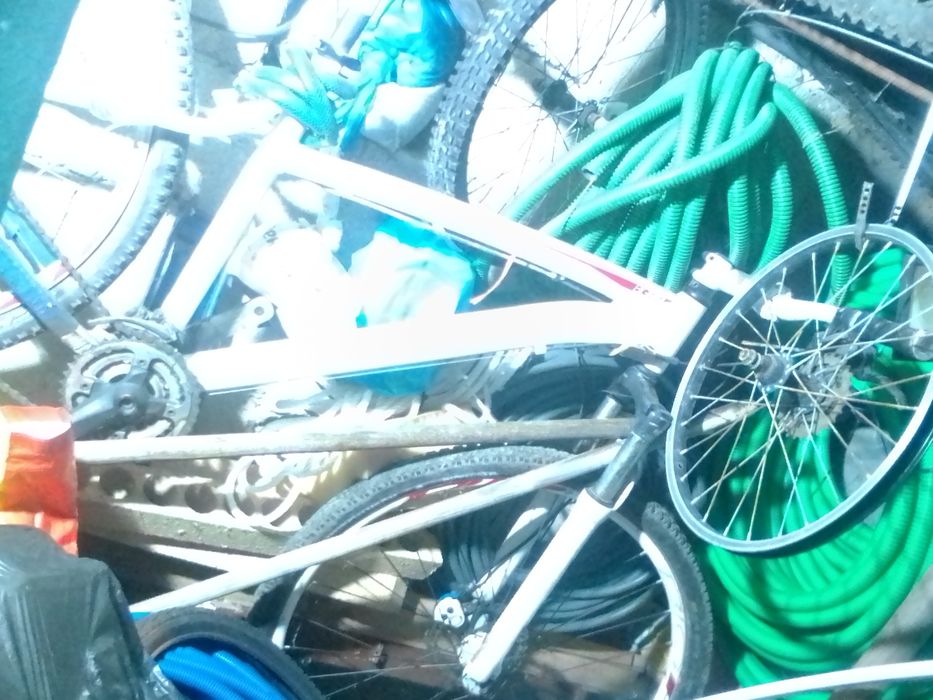 Bicicleta com travão a óleo