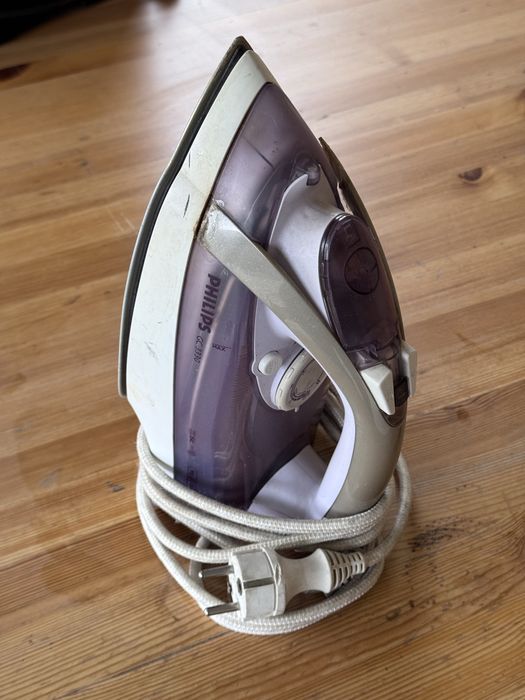 Праска PHILIPS GC3330