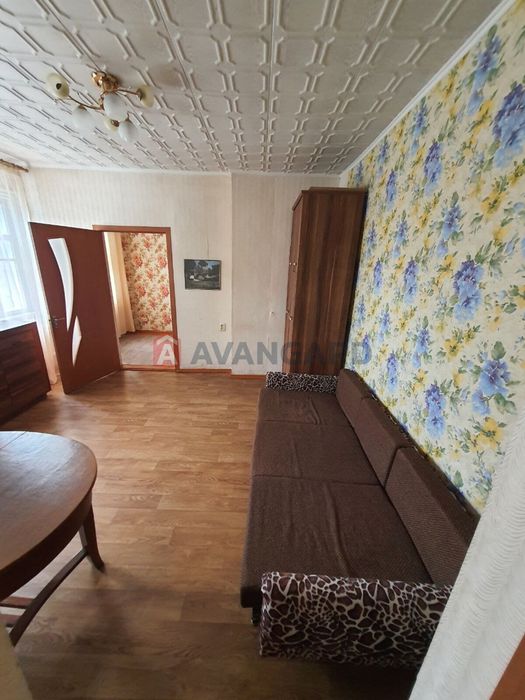 Продаж частини будинку на казбеті