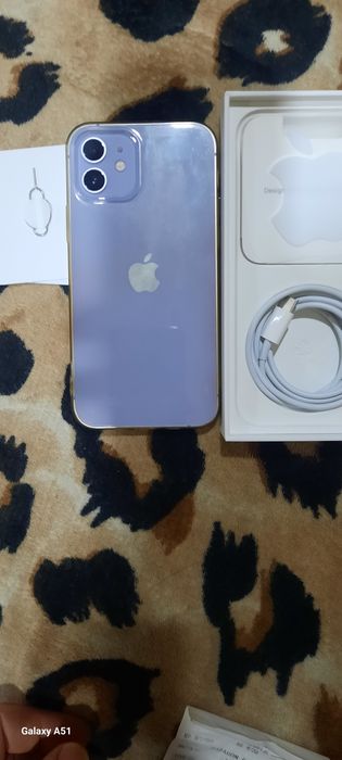 iPhone 11  мобильный телефон