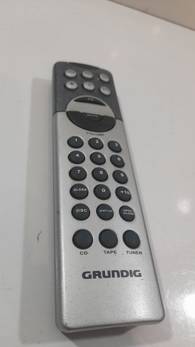 Pilot Grundig RC UMS100 do wieży